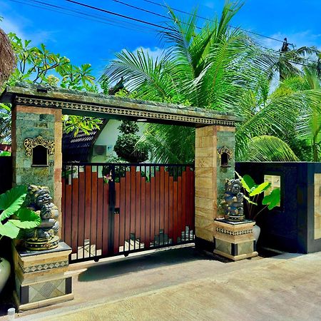 Meket Bungalows Toyapakeh Εξωτερικό φωτογραφία