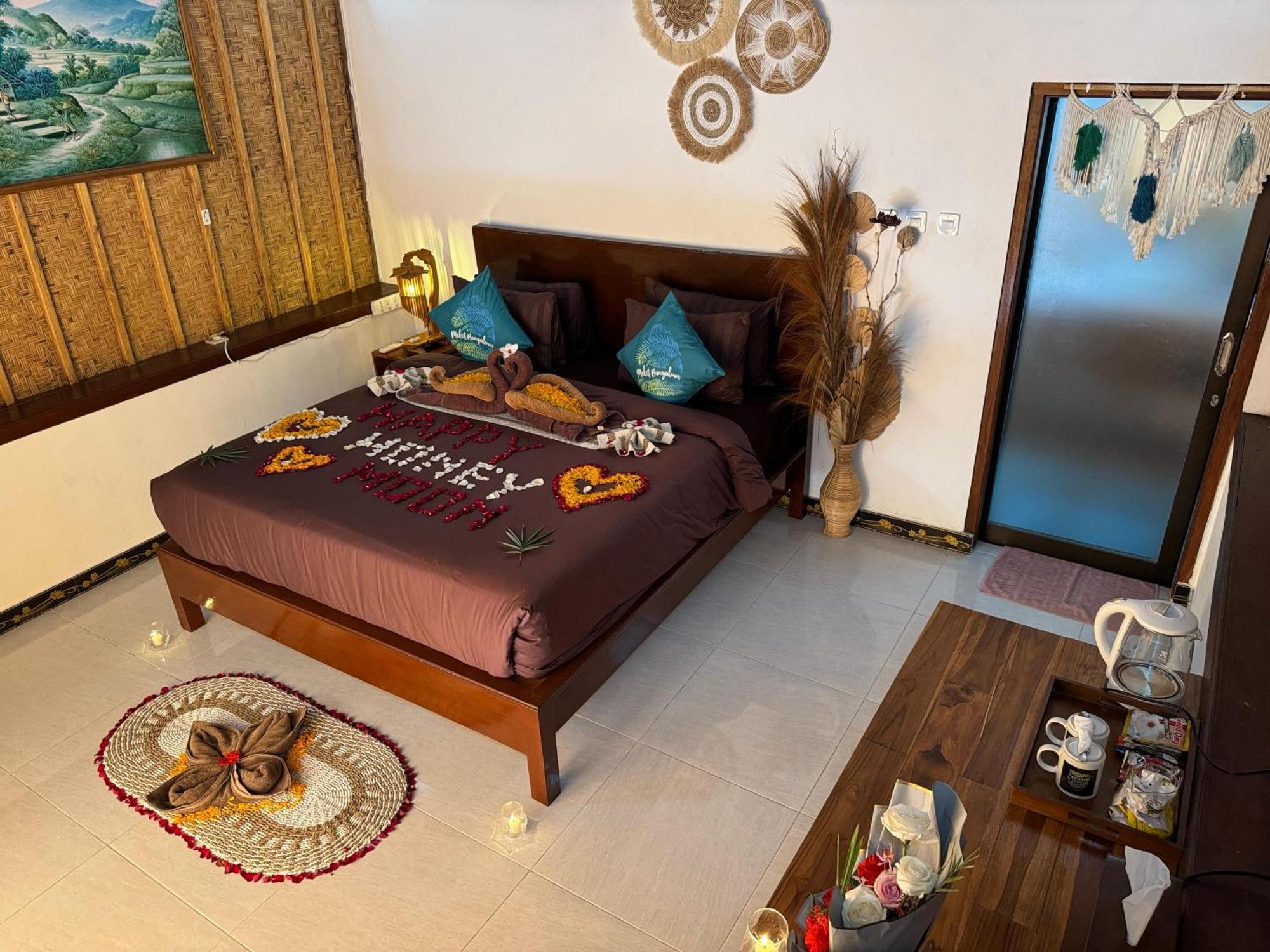Meket Bungalows Toyapakeh Εξωτερικό φωτογραφία