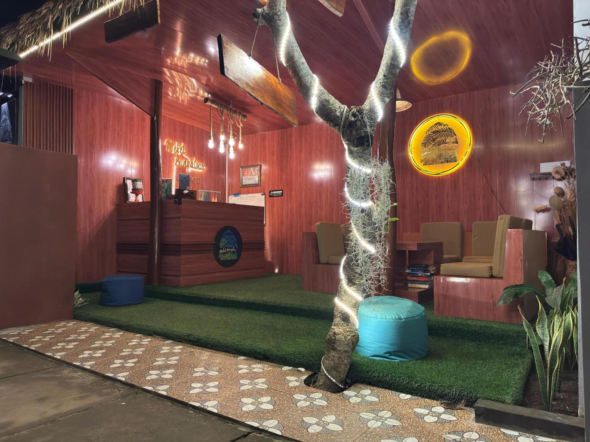 Meket Bungalows Toyapakeh Εξωτερικό φωτογραφία