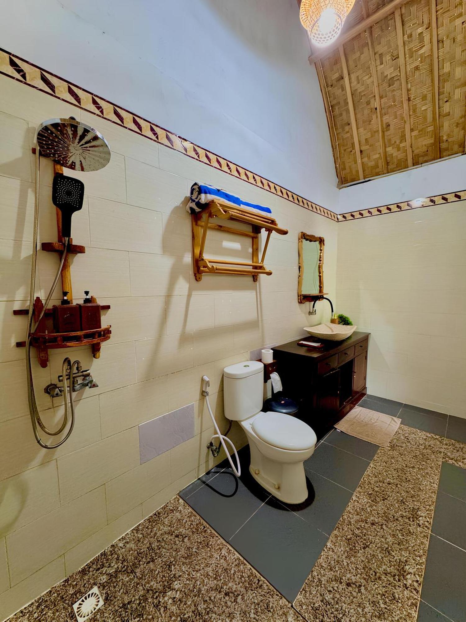 Meket Bungalows Toyapakeh Εξωτερικό φωτογραφία