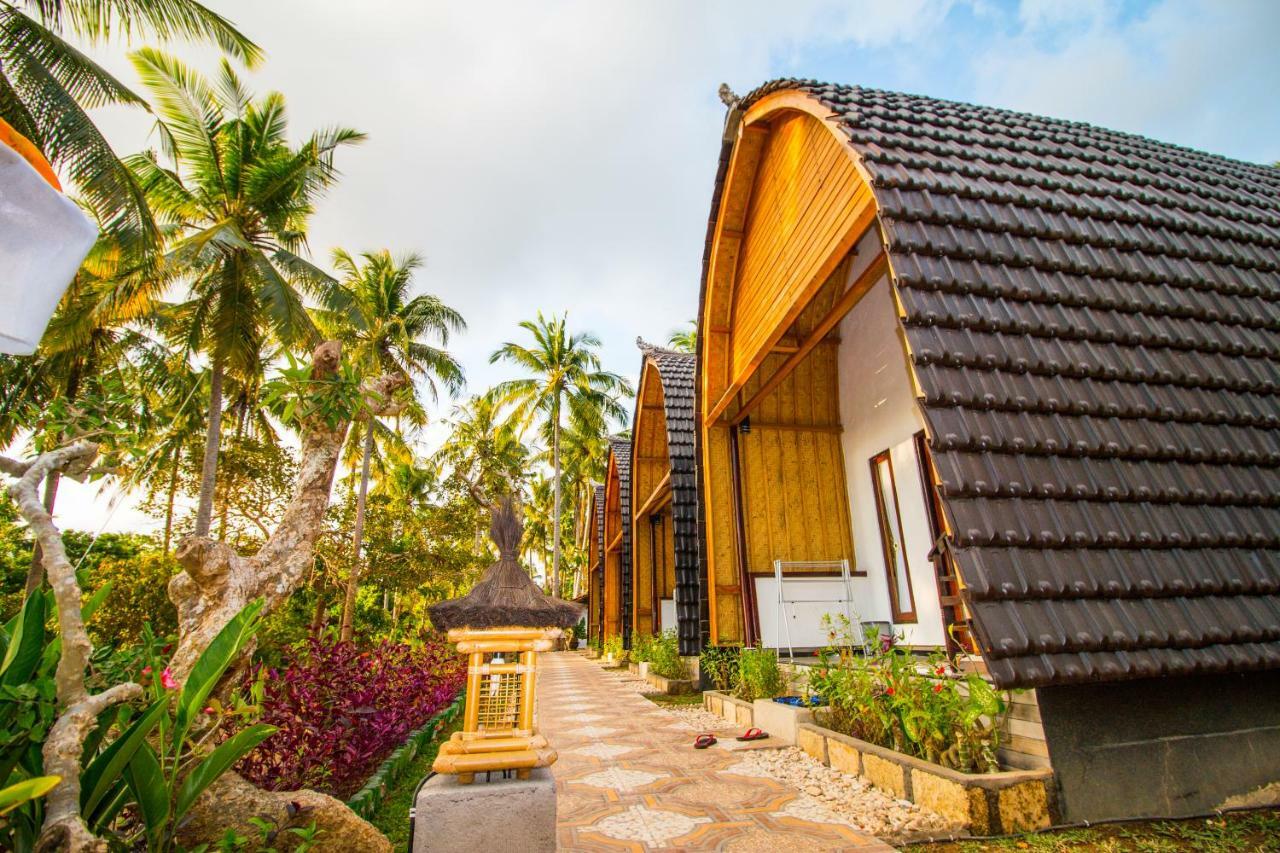 Meket Bungalows Toyapakeh Εξωτερικό φωτογραφία